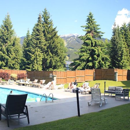 Spring Summer Special Cascade Lodge Suite Wifi 2 Hot Tubs Pool Gym Sauna Ski & Bike Storage Room Whistler Exterior foto